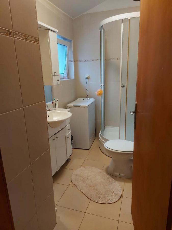Apartman Luka Jadrtovac ภายนอก รูปภาพ