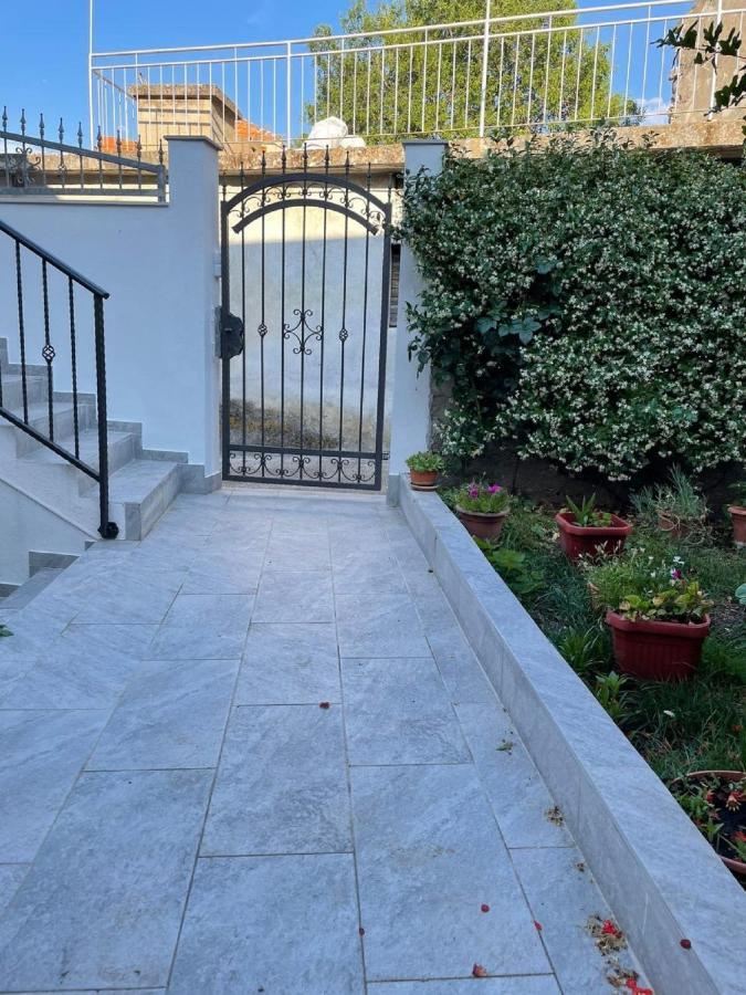 Apartman Luka Jadrtovac ภายนอก รูปภาพ