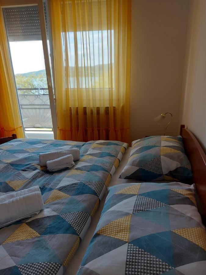 Apartman Luka Jadrtovac ภายนอก รูปภาพ